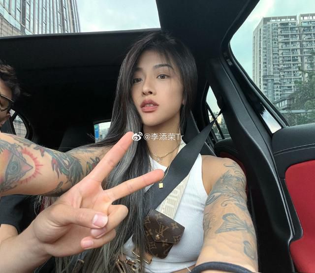 精品国产美女